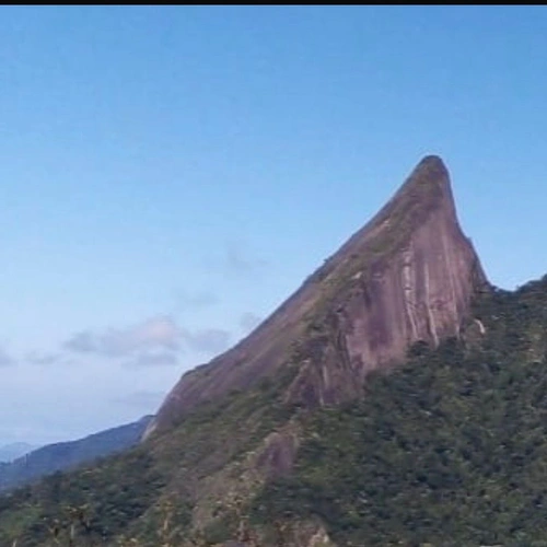 Caminhada na Montanha Escalavrado